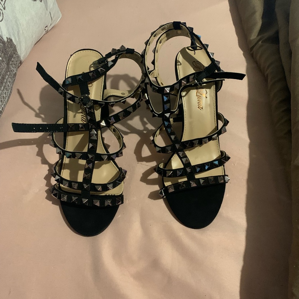 Black heels